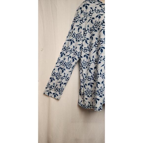 Chico's Round Neck Blue Print Paisley Long Sleeve Ultimate Tee Size 3 XL - Picture 5 of 6